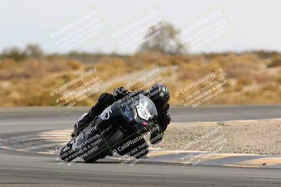 media/Feb-27-2022-CVMA (Sun) [[a3977b6969]]/Race 6 500 Supersport-350 Supersport (Holeshot)/